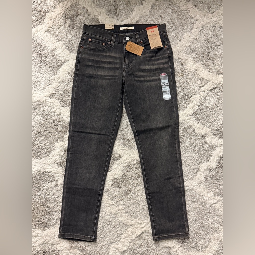 Levi's Women's Dark Gray Skinny Jeans - Picture 1 of 4